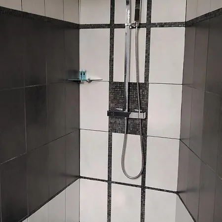 La Passagere Oda ve Kahvaltı Hauterive (Allier)